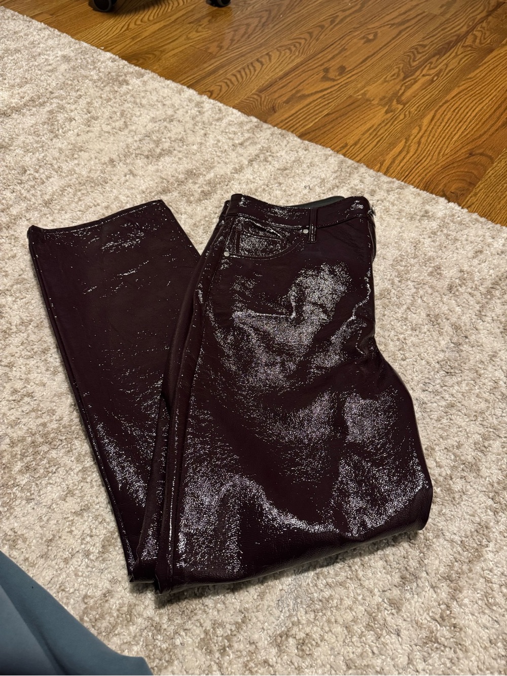 Shiny Plum Patent Leather Women's Jeans -l
